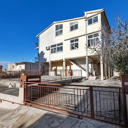 Apartments Maria Makarska Exterior foto