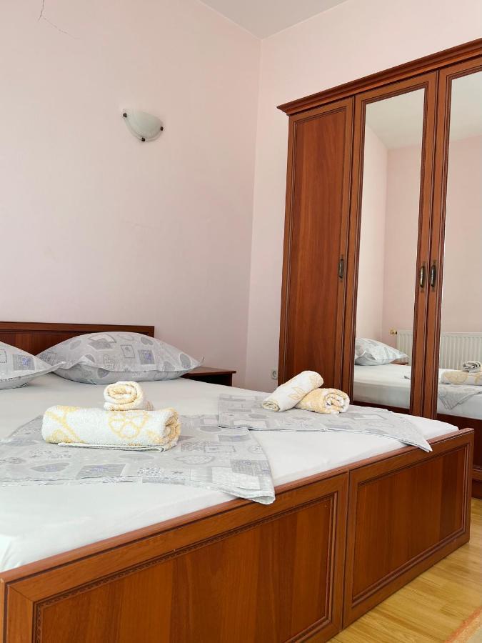 Apartments Maria Makarska Exterior foto